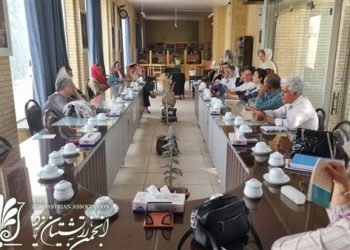 گزارش برگزاری دورهمی کتاب‌خوانی در یزد